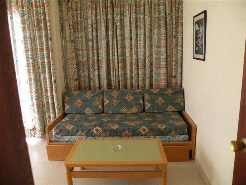 Gemelos 12 Apts Hotel 5*