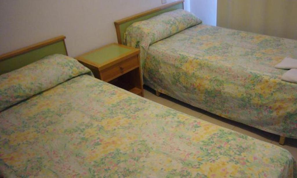 Gemelos 12 Apts 5*
